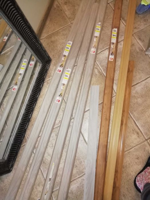 4 сиви нови первази с доста ъгли и тапи