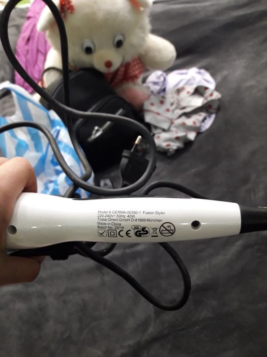 Четка за изправяне/изсушаване на коса