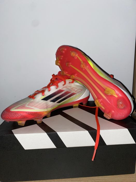 Бутонки adidas F50