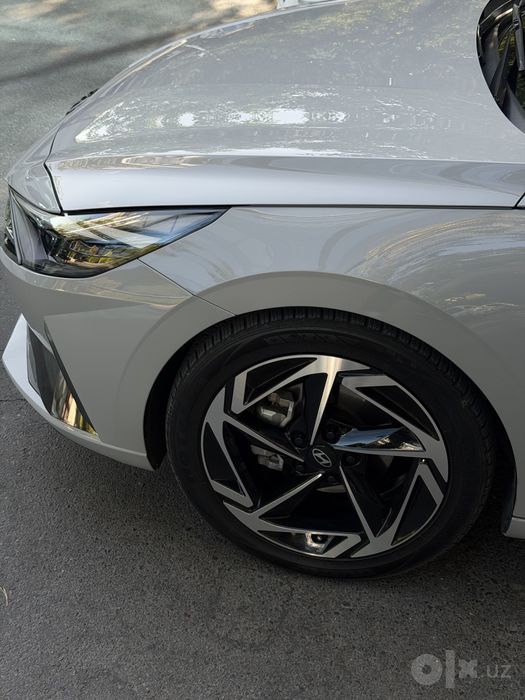 Hyundai Elantra 2.0 CN7 Full option