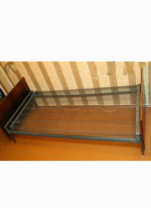 Кровати в хорошем состоянии