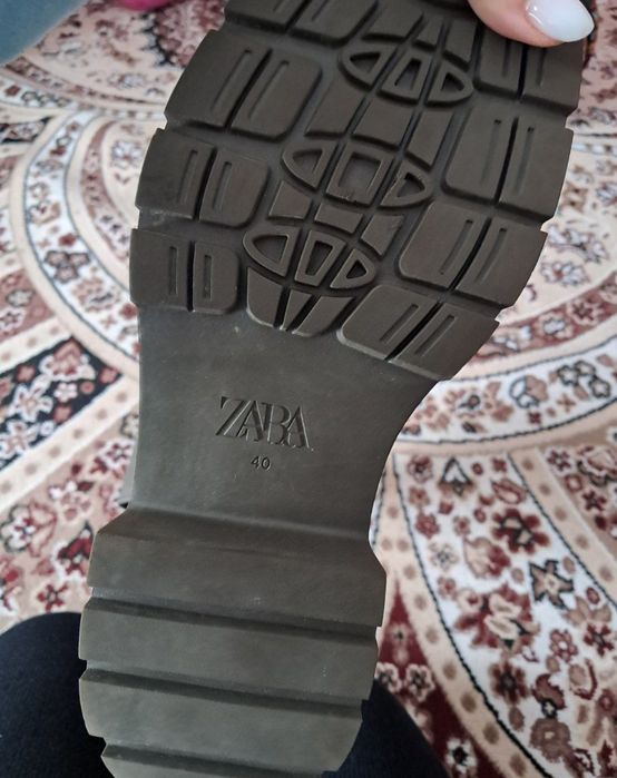 сапоги женские ZARA (модель челси)