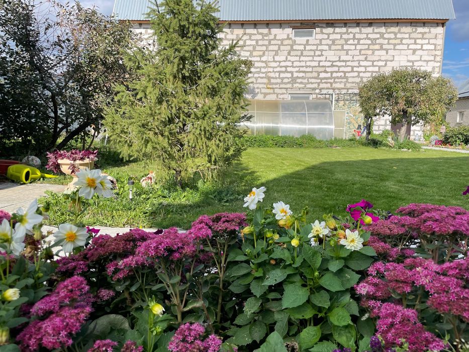 Сдам котедж  посуточно