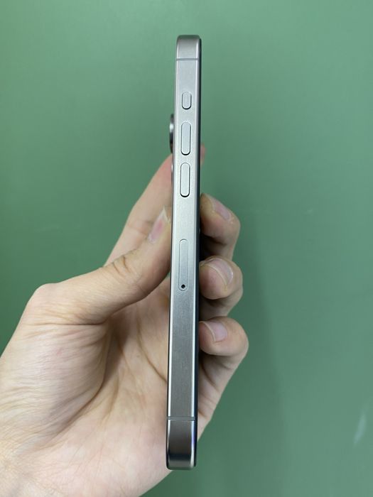 Продам iphone 15 pro 256ГБ