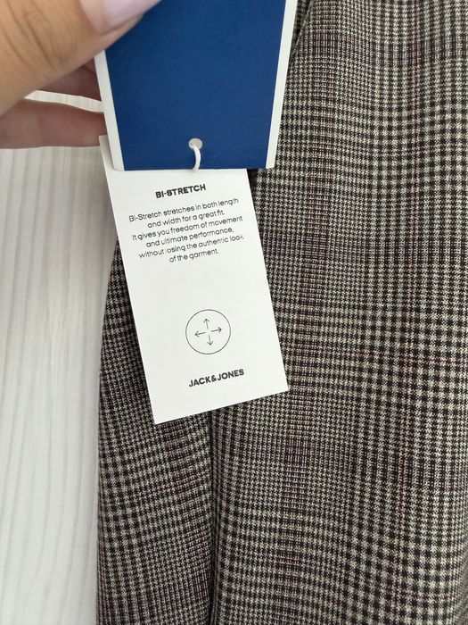 Нов панталон Jack&Jones