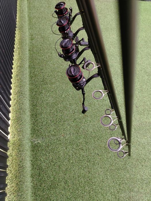 SET 4 Lansete  EBISU CARP 3.90 m 3.75 Lbs + 4 Mulinete Eastshark 12000