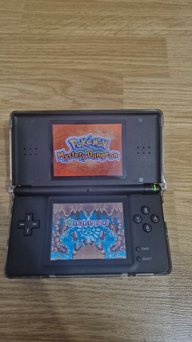 Vand Nintendo DS LITE stare perfecta