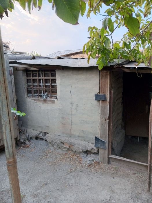 Продаю дачу,бывшее урожайное общество, по адресу, Камалак 296.