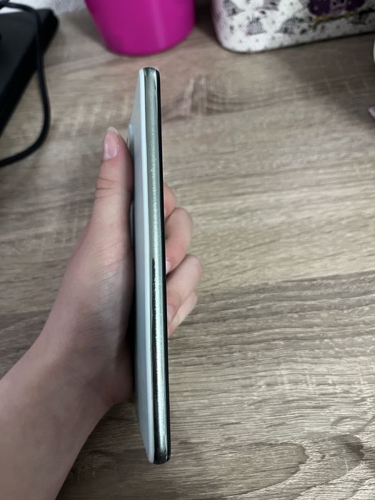 Samsung Galaxy A52s (БЕЗ ЗАБЕЛЕЖКИ)