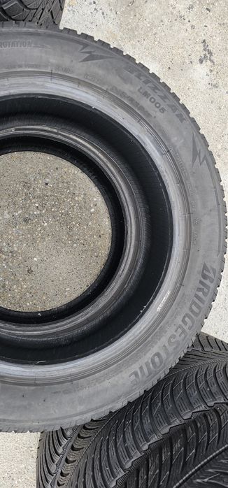 215 55 R 17 Bridgestone iarna