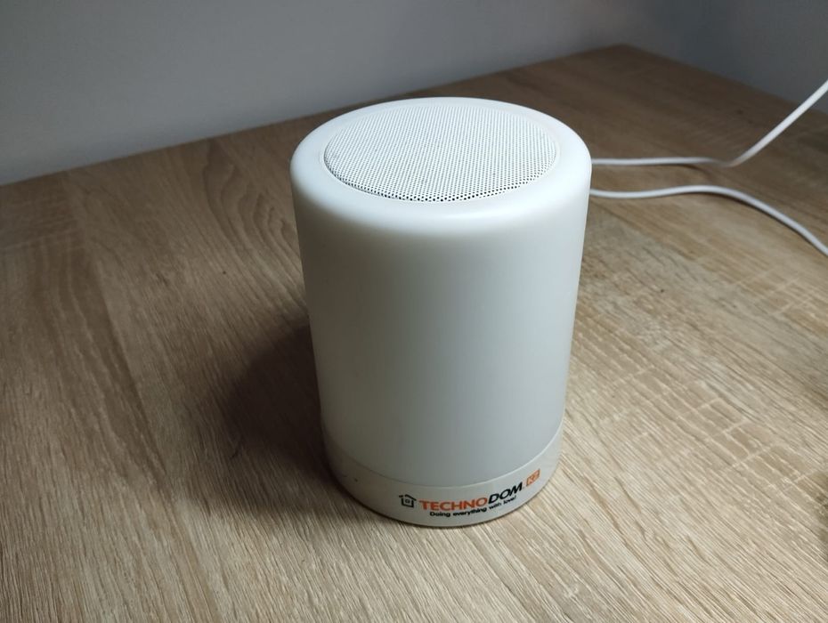 Колонка + лампа Neo