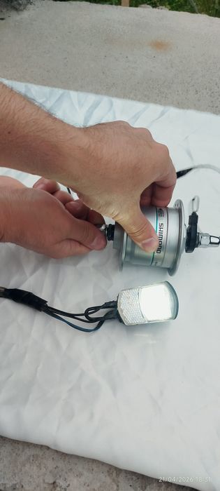 Velosapetga generator sotiladi.