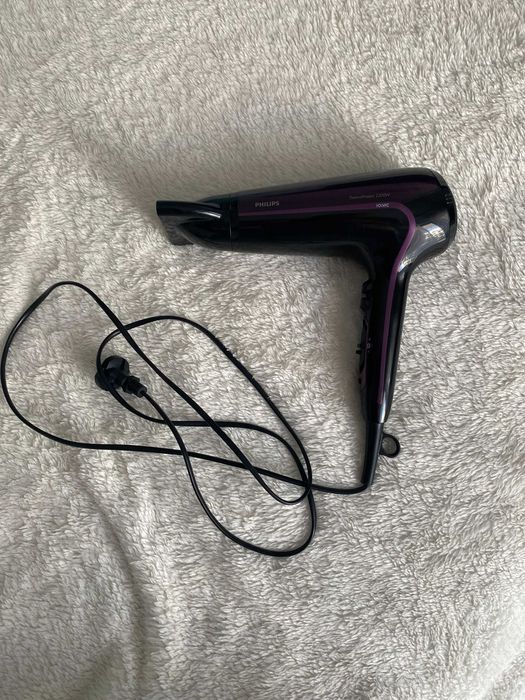 Uscător de păr Philips ThermoProtect Ionic 2200W – Stare foarte bună