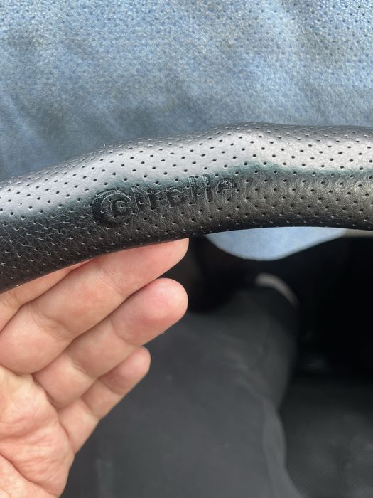 Оплетка руля брендвый