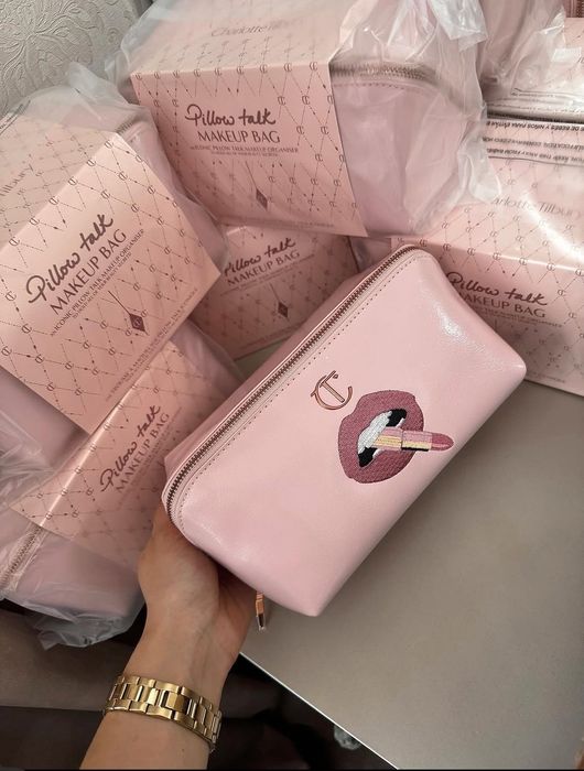 Charlotte Tilbury косметичка