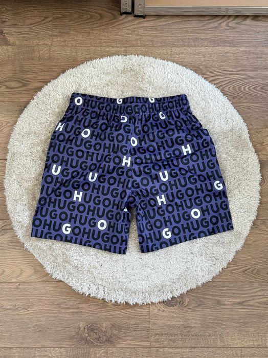 HUGO BOSS бански шорти НОВО L XL