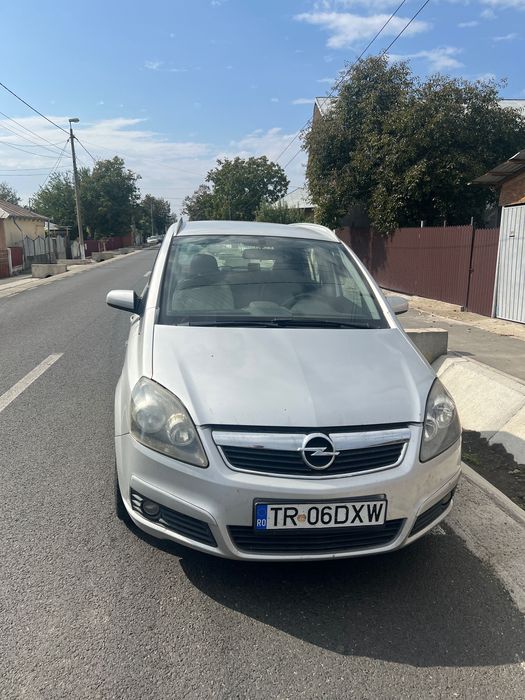 Opel zafira 1.9 cdti