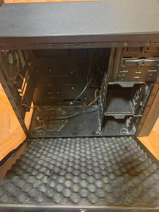 Компютърна кутия COOLER MASTER