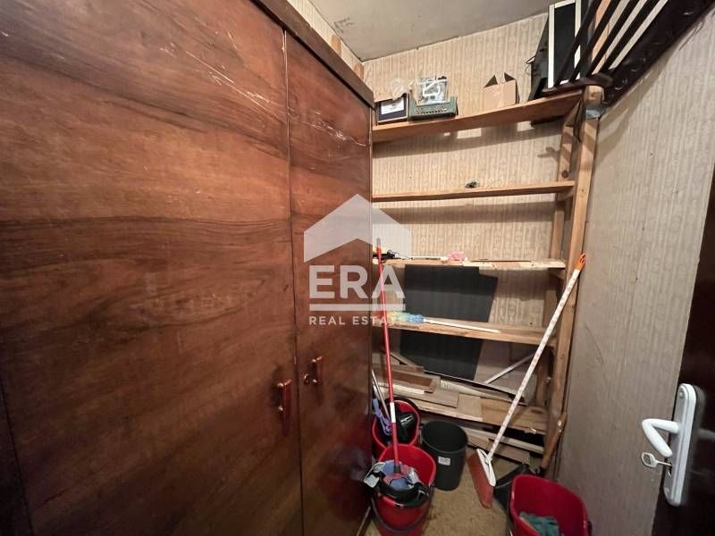 Тристаен апартамент в ж.к. Младост 4