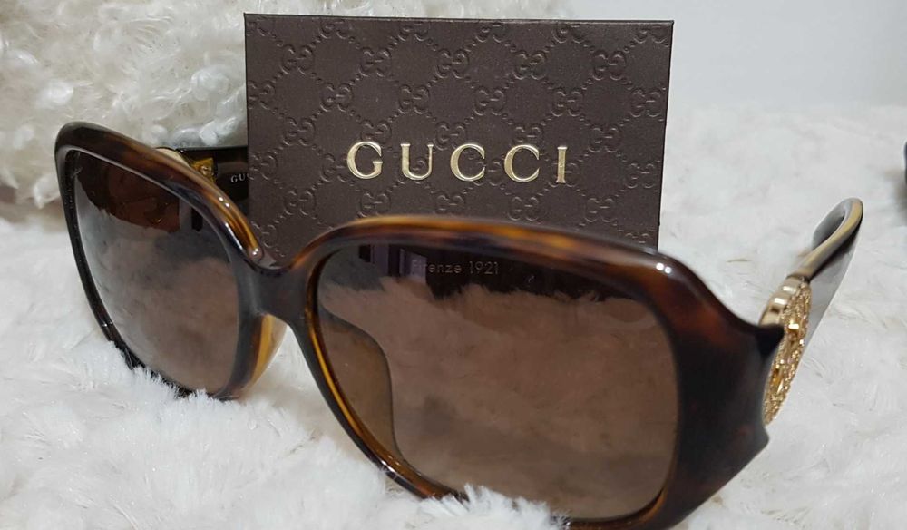 Слънчеви очила закупени от Италия.