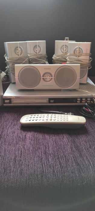 Система за домашно кино Philips.