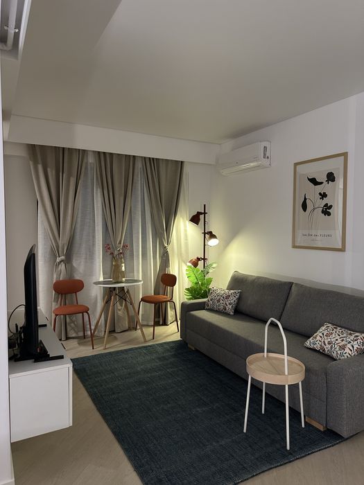 Garsoniera Cortina Nord de inchiriat