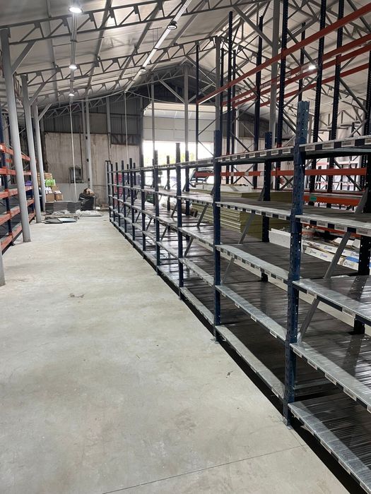 Rafturi metalice pentru europaleti