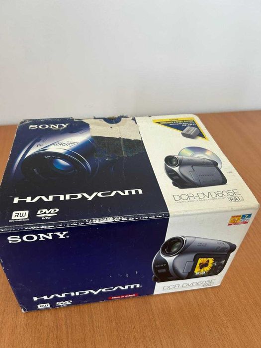Видеокамера Sony, б/у