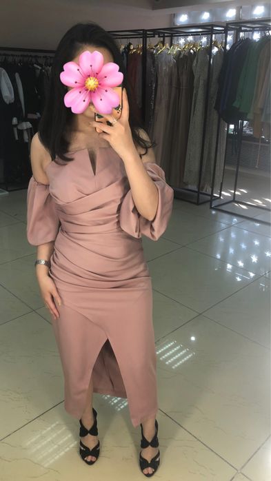 Продам нарядные платья