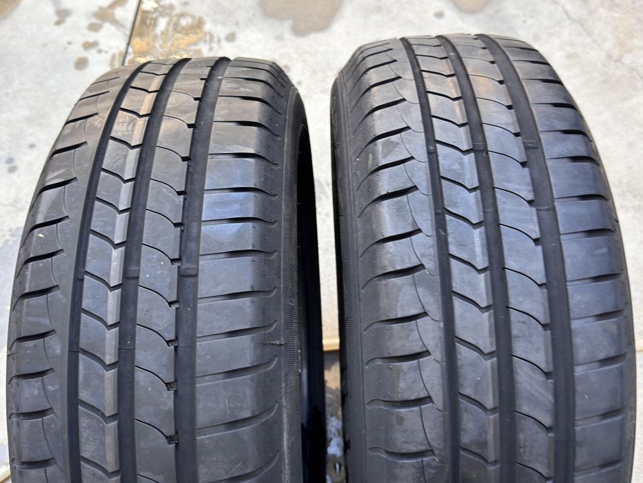 195/60/R16 Goodiyear EfficientGrip 2бр летни dot3319