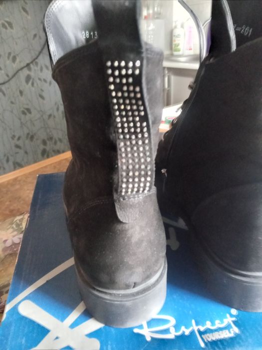 Ботинки натуралка  новые зима!