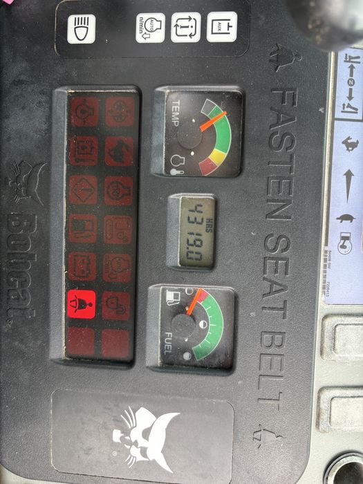 Miniexcavator Bobcat E25/2013