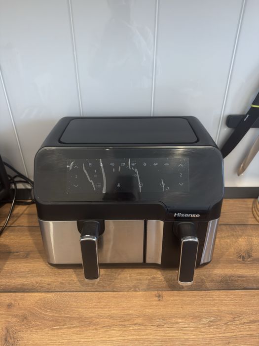 Friteuza cu aer cald hisense