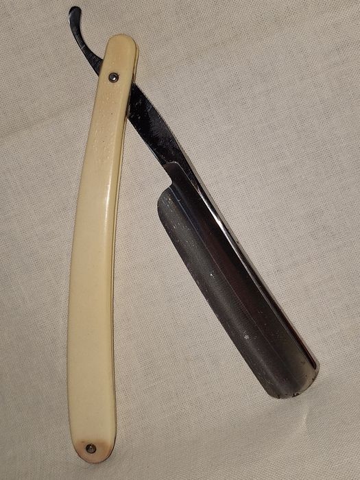 Стар рядък бръснач--Silver National Steel