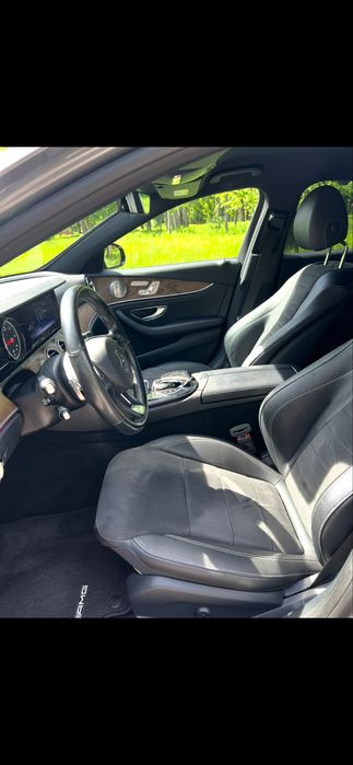 Mercedes E220 Diesel 194 cp 2017 pachet AMG Fabrica