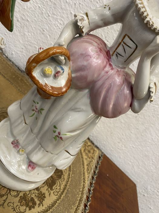 Високи немски фигури от порцелан