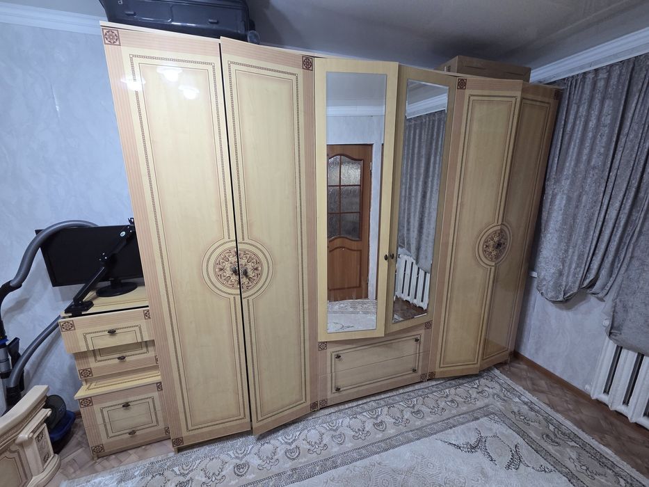 Спальная гарнитура