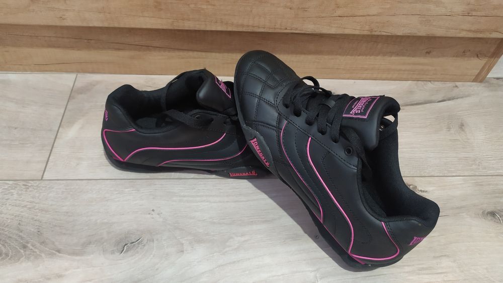 Нови маратонки Lonsdale