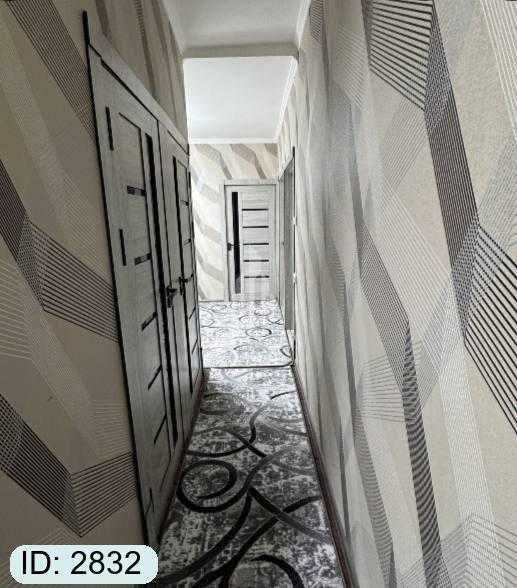 SHarq bozorcha tarafda 3 xona  tayyor kvartira sotiladi №2832