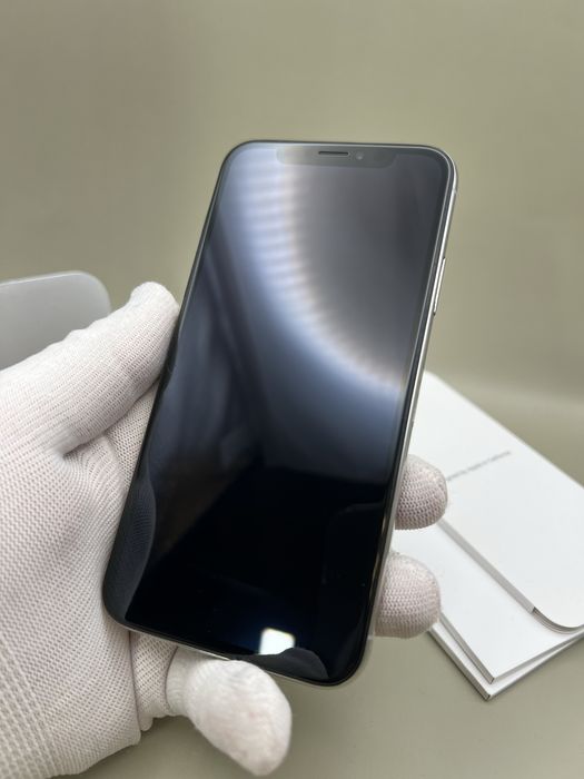 iPhone Xs, iCloud, Silver, КАТО НОВ, НА ЧАСТИ!
