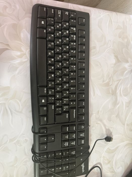 Logitech клавиатура и мышь