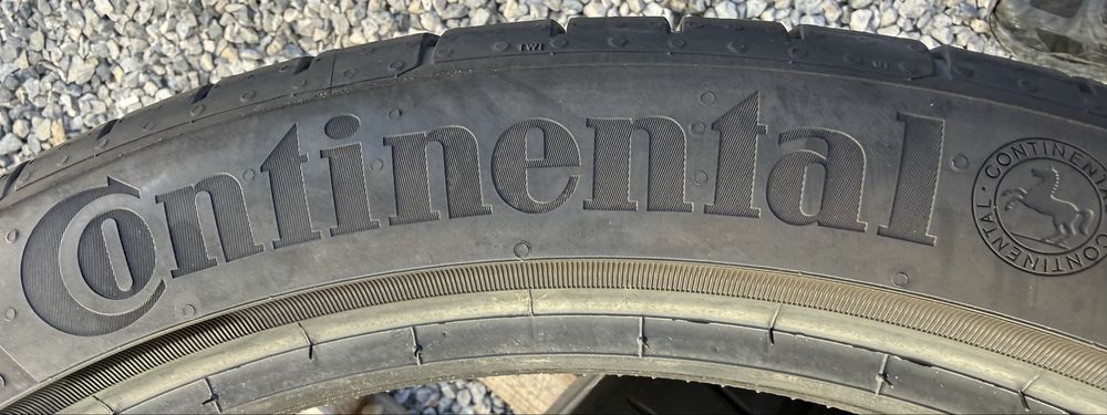 2бр 255/35/19 на 7+мм с 22дот Континентал