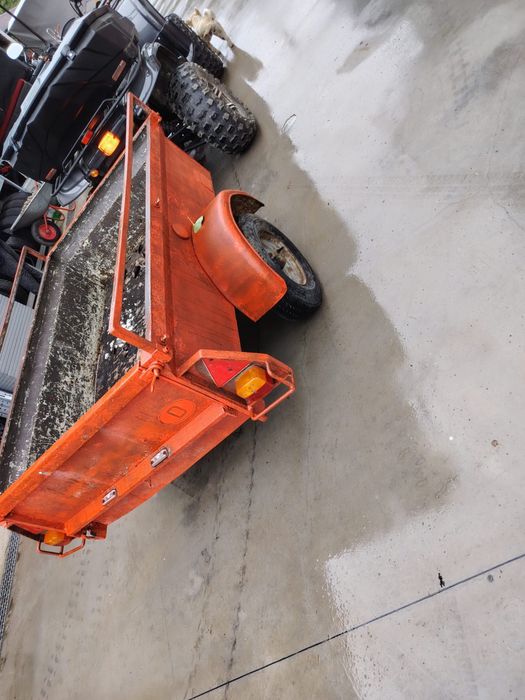 Vand remorcuta pentru atv