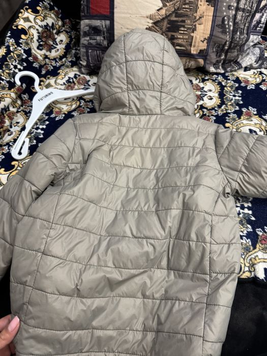 Куртка на девочку можно на мальчика