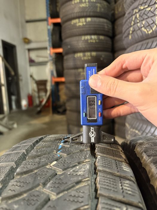 Anvelope iarna 195/75/16C Bridgestone Blizzak W810 195 75 16 C R 16 C