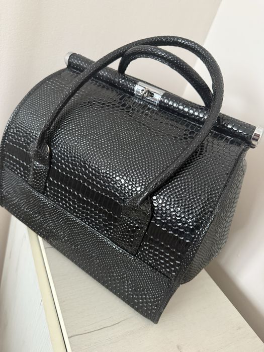 Продам кейс чемодан