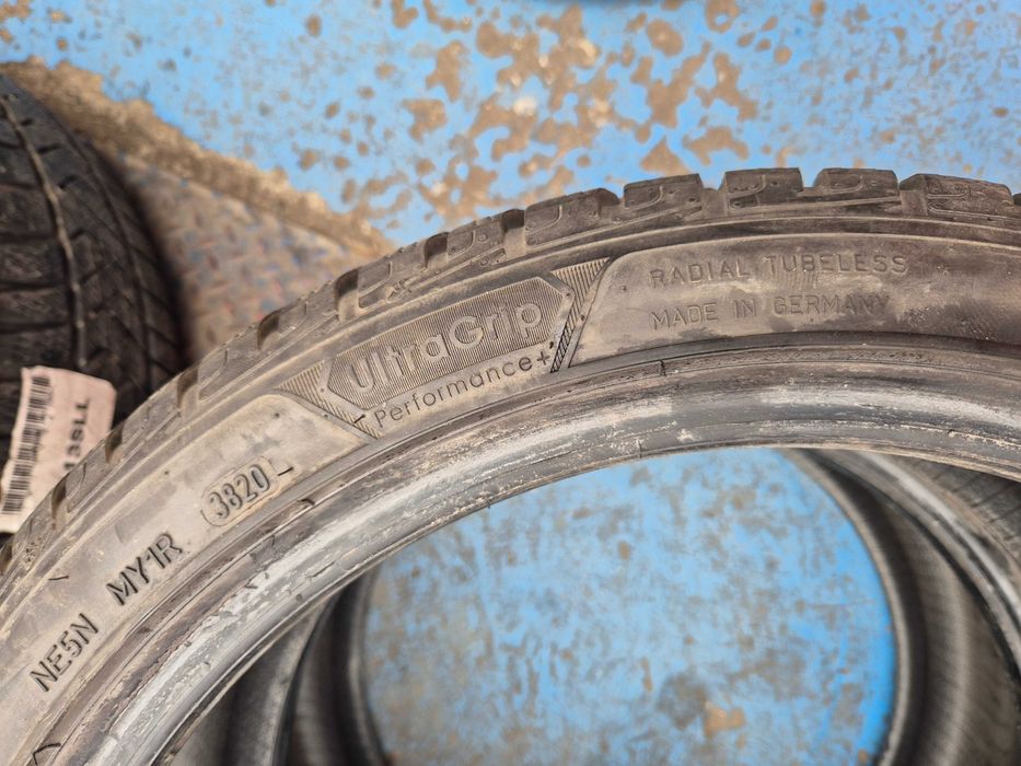 2 Anvelope M+S IARNA - 225/40/18 - GoodYear - PROFIL CA UNELE NOI - DOT 2020 !