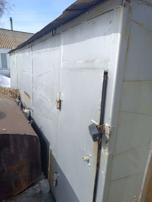 Продам железный гараж