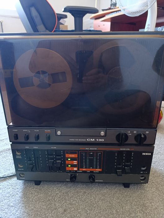 Magnetofon tesla c130
