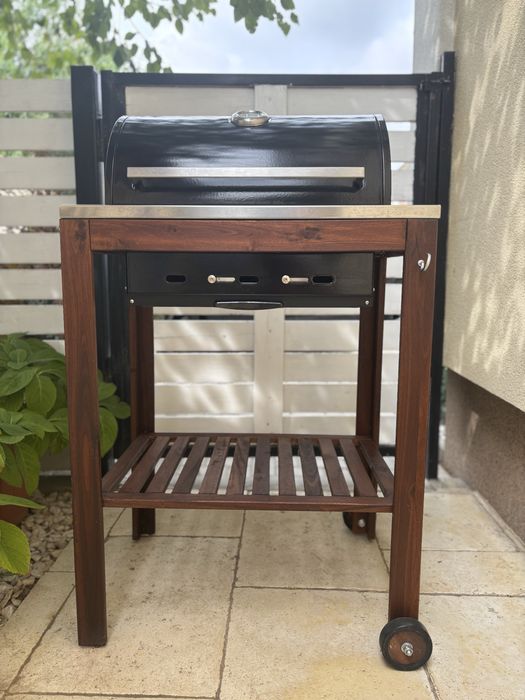 Gratar pe carbuni Ikea